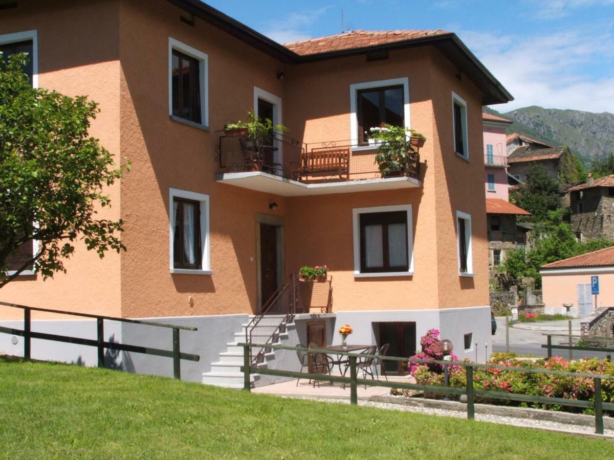 Azalea Di Gigliola Ziello - "Casa Azalea" Vila Cremia Exterior foto